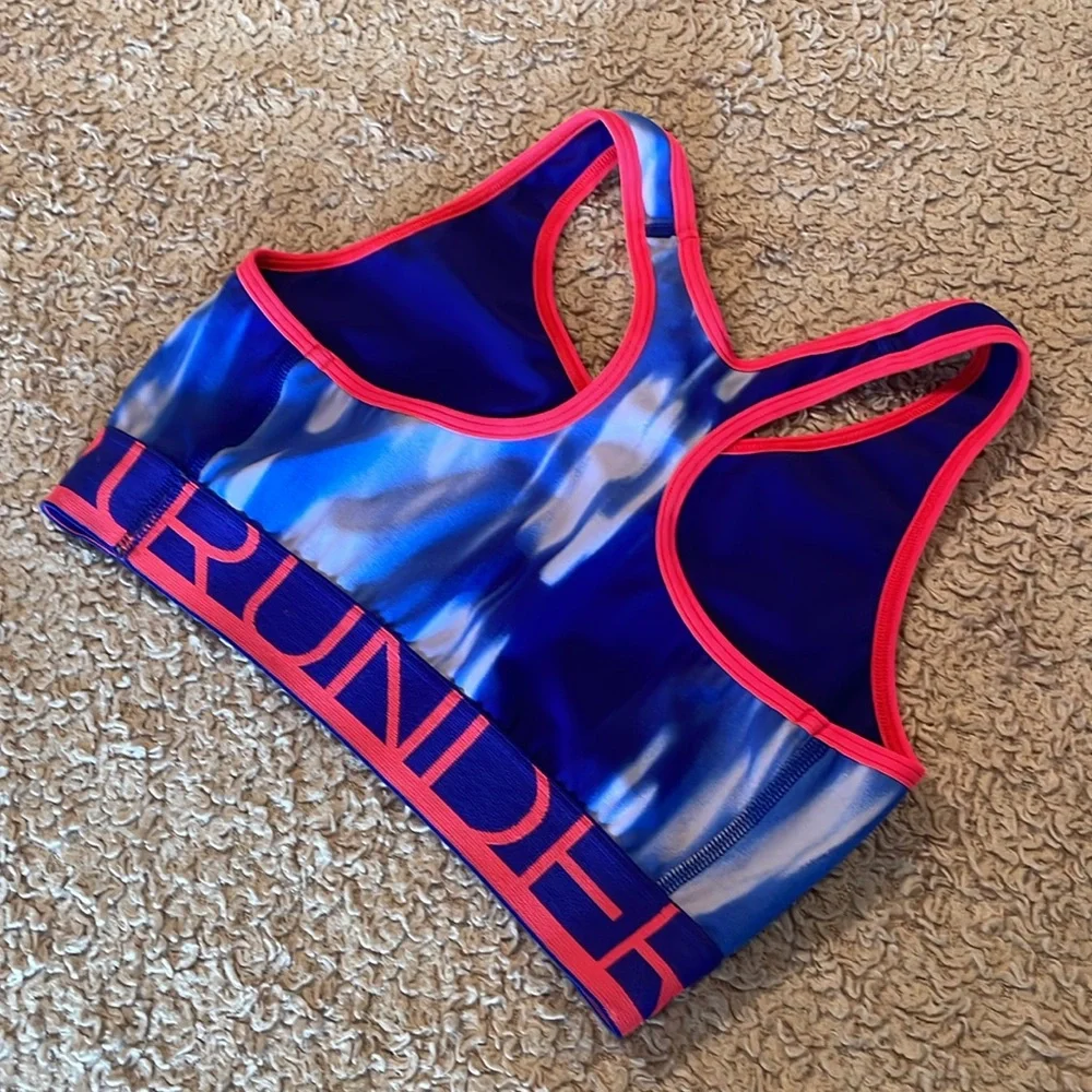 UNDER ARMOUR Sports Bra - size Med - Picture 11 of 11